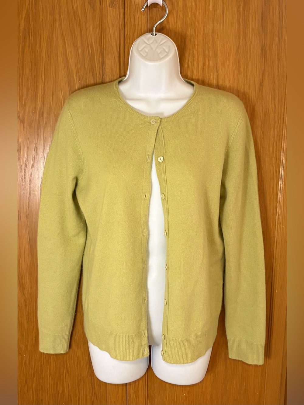 Sutton Studio 100% Cashmere Cardigan Sweater Bloomingdale’s Size M